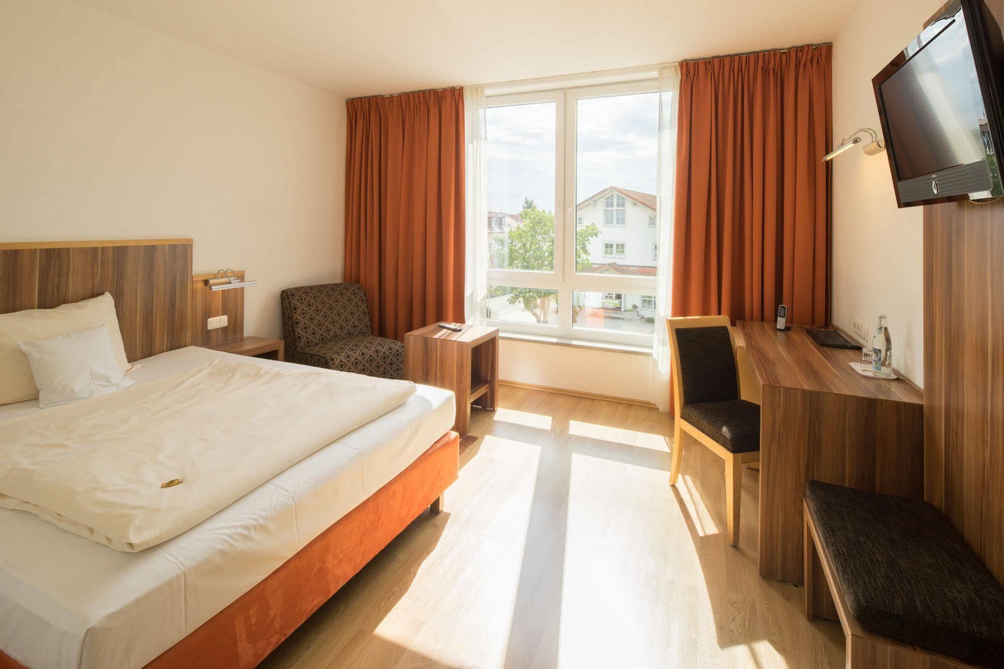 Hotel Meridian ***Superior Landshut Luaran gambar